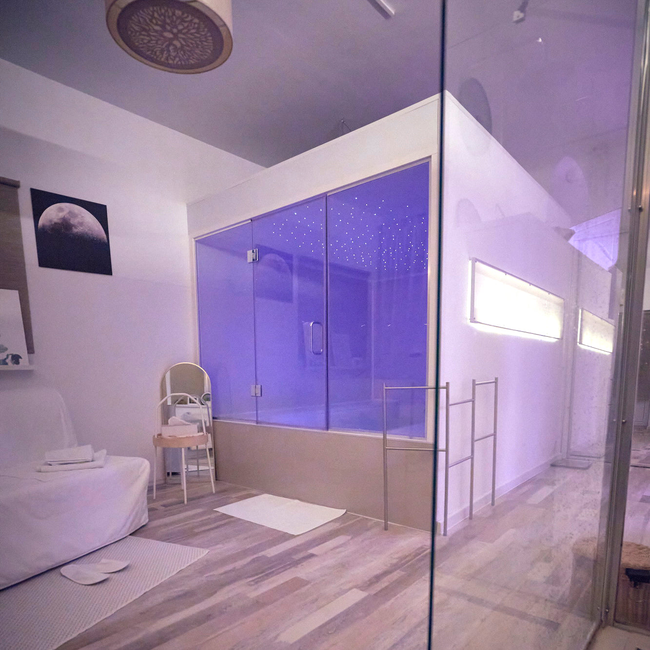 AQUARMONY PREMIUM – Float Room