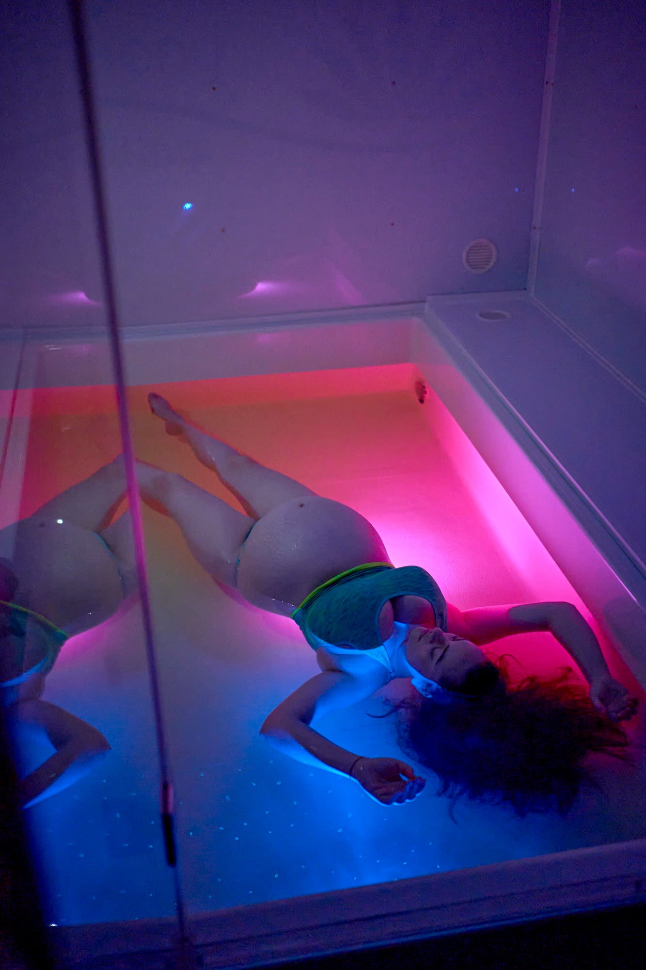 AQUARMONY PREMIUM – Float Room
