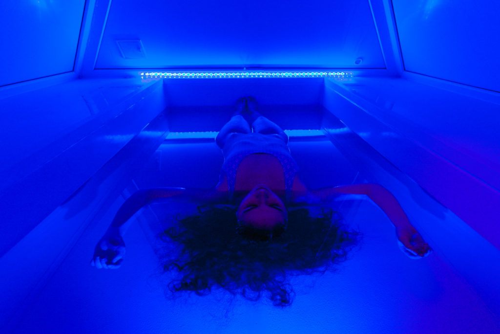 AQUARMONY PYRAMID – Pyramid Float Cabin